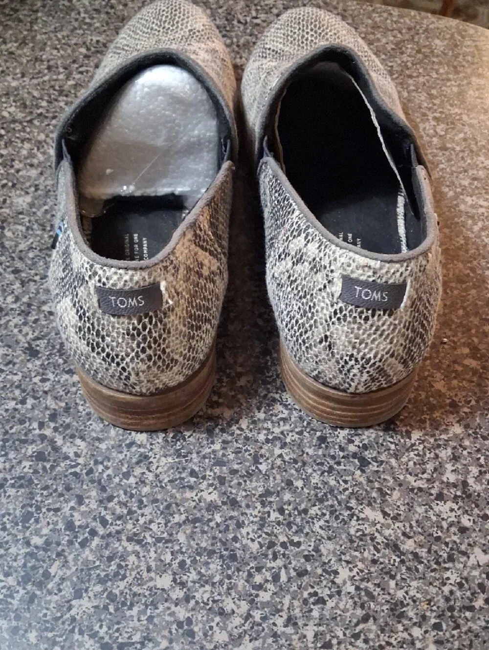 Toms Women's Snake-Print Slip-On Loafers in Black and Gray Size 10